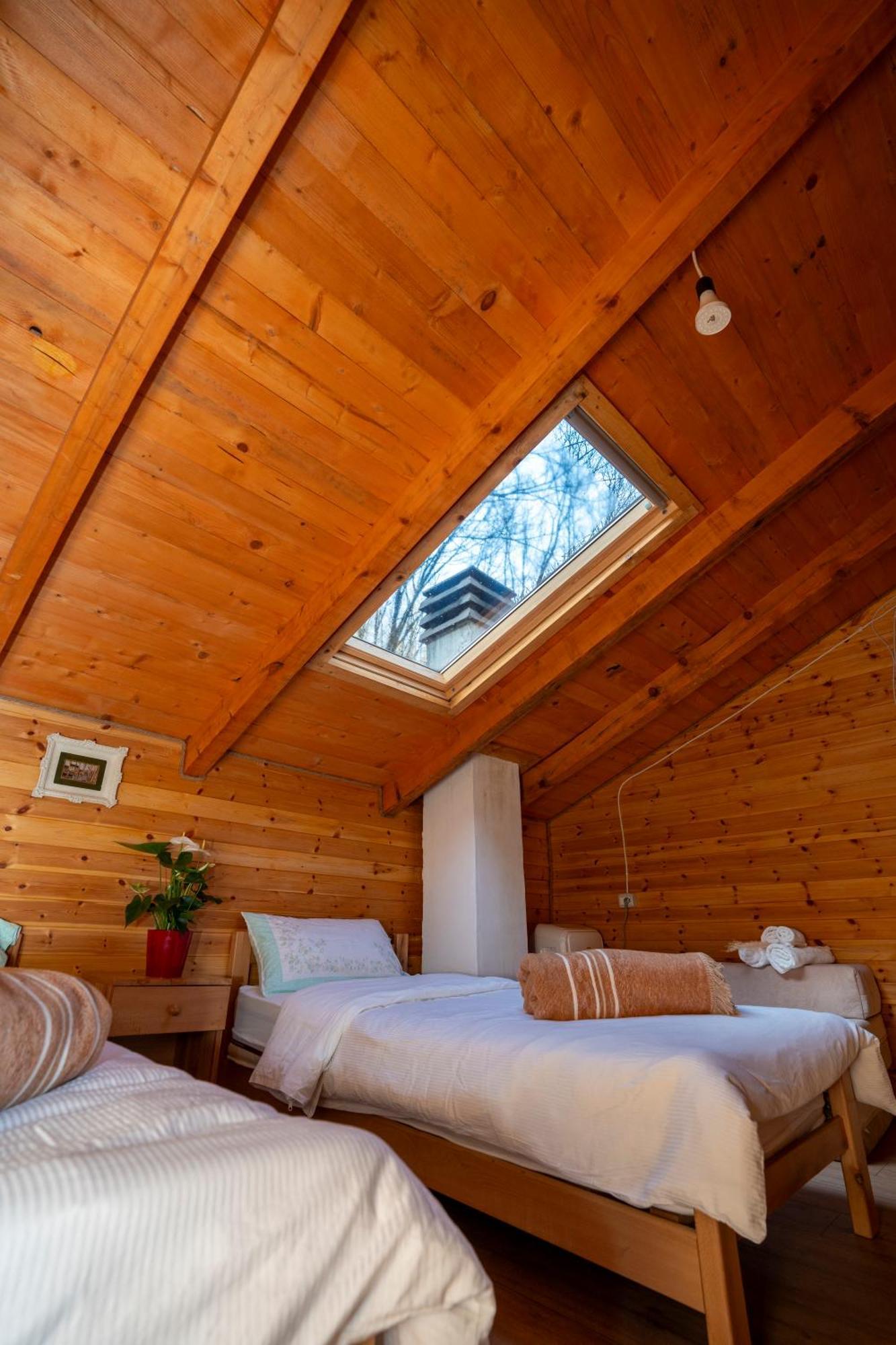 Bee Eco Guest House Moll' e Shoshit Exterior foto